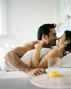 far l'amore